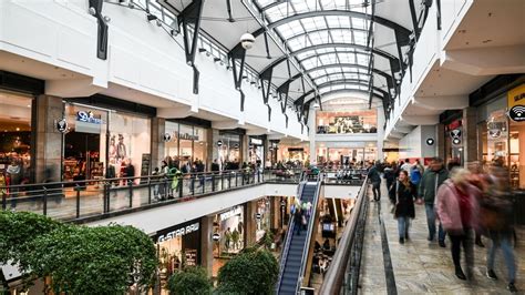 centro oberhausen geschäfte öffnungszeiten